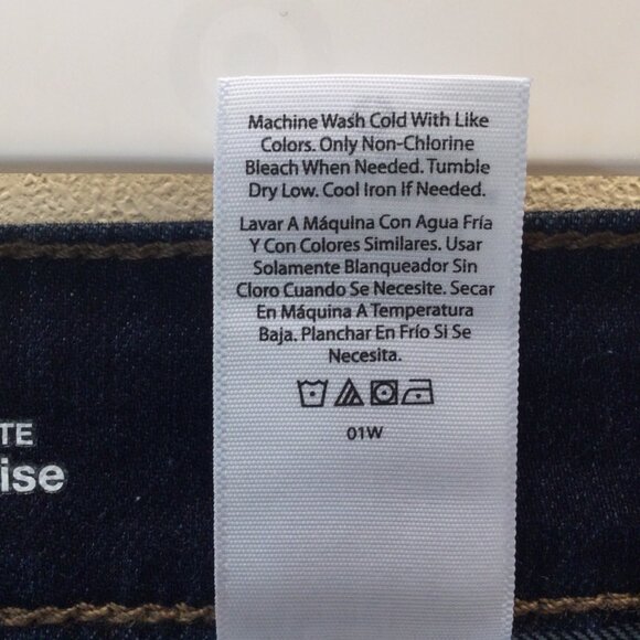 Time  & Tru High Rise Boot Pants Sz 14P Womens Blue Denim Jeans Tapered Y2K - Picture 7 of 16